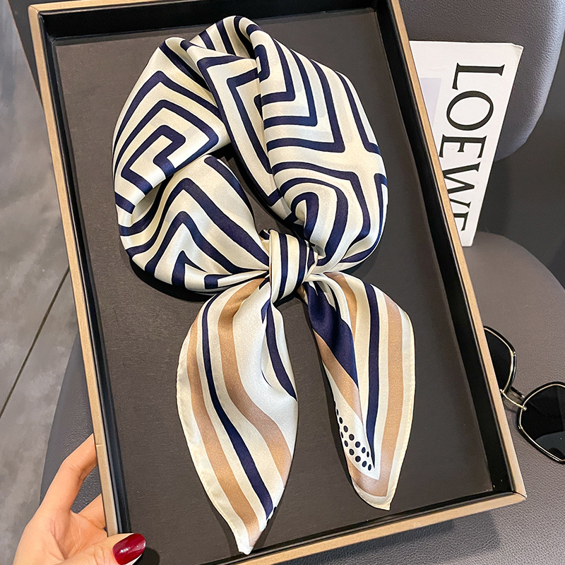 Luxury Brand Neckerchief Sprin - огляд і ціна Wrist Wraps
